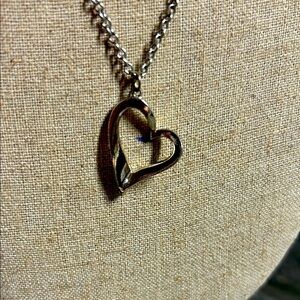 Silver Toned Heart Pendant Necklace 18 inch